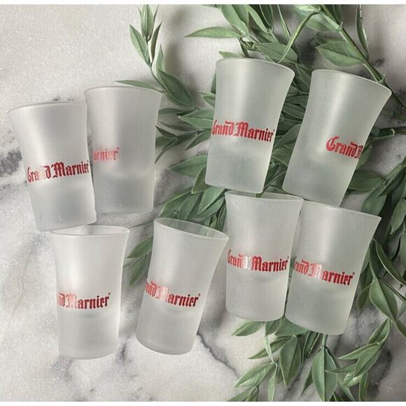 RARE Vintage Grand Marnier Shot Glasses Set of 8 Frosted White La Vie Red - Picture 8 of 8